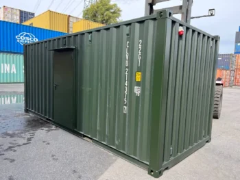 20-foot storage container with electricity